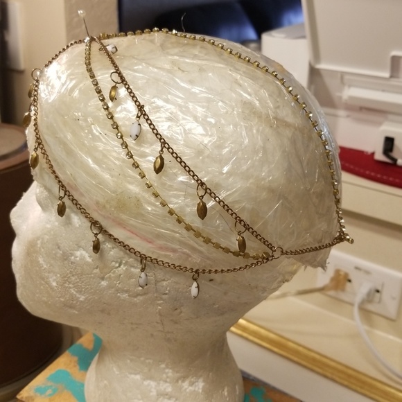 Jeweled Head dress adjustable - Picture 4 of 7